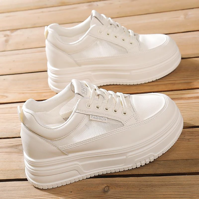 FAVMARTHA内增高小白鞋女轻便2025夏季薄款小个子厚底松糕运动透