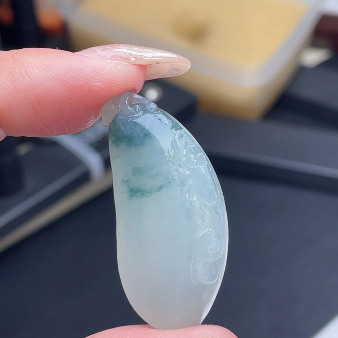 定制翡翠未镶嵌福瓜