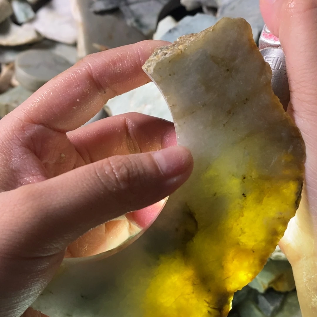颈饰未镶嵌翡翠天然翡翠