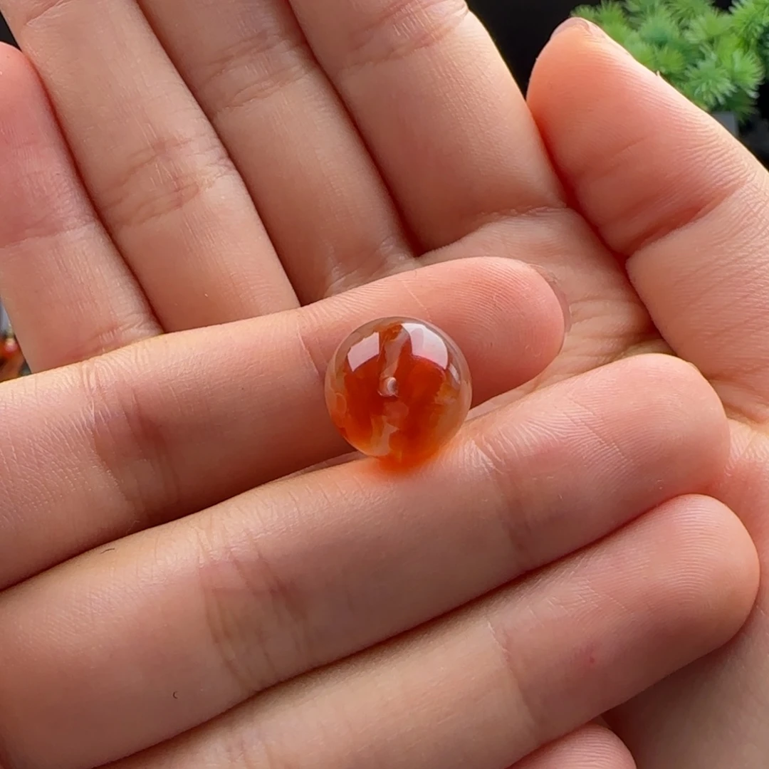 南红玛瑙未镶嵌冰飘圆珠12.7有马牙有裂