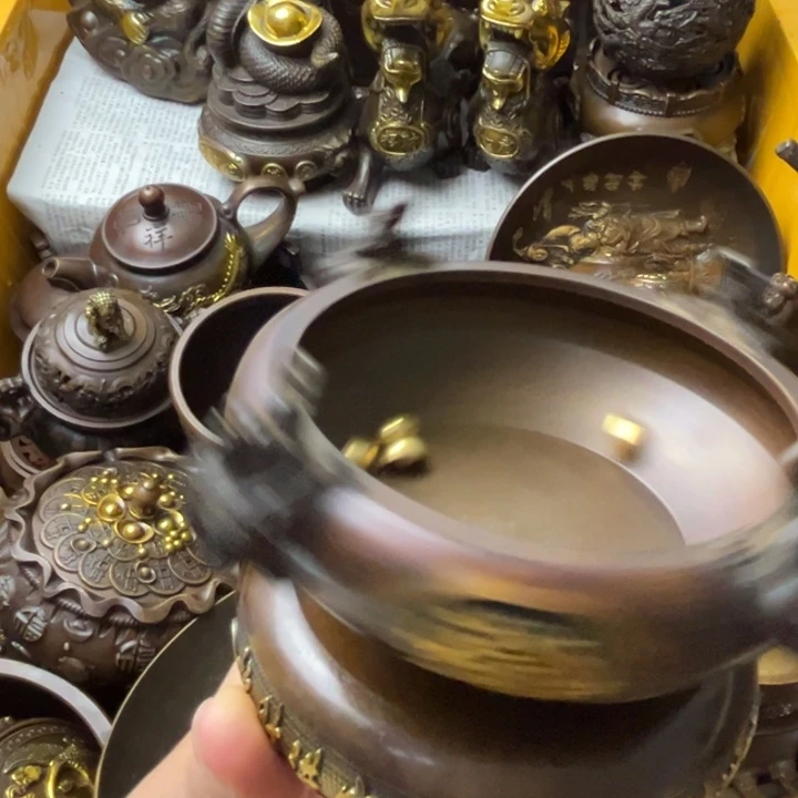 精美铜器摆件藏收