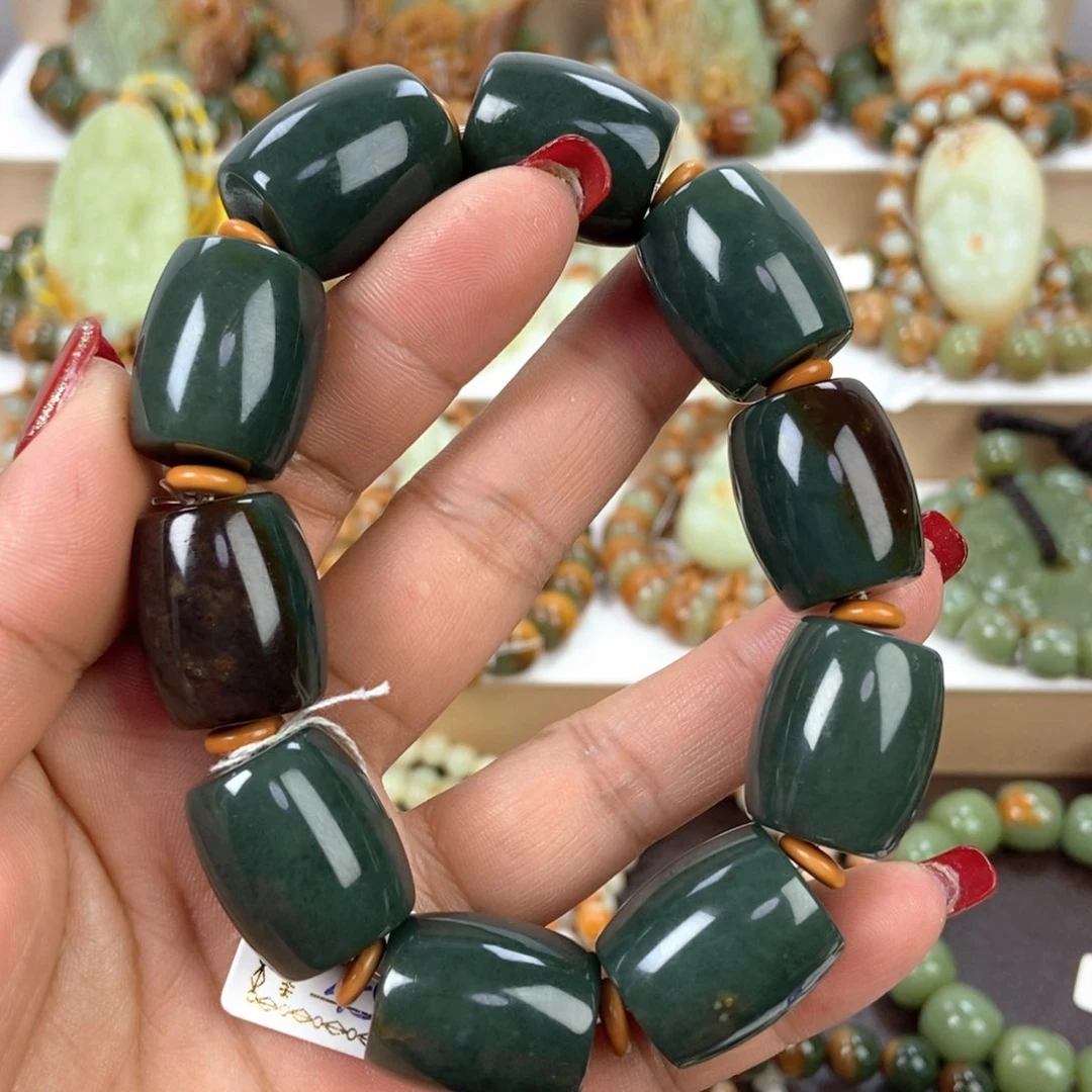 透闪石质玉手串未镶嵌