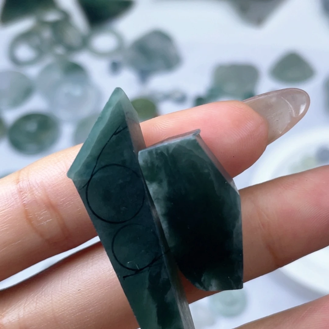 定制翡翠未镶嵌天然翡翠