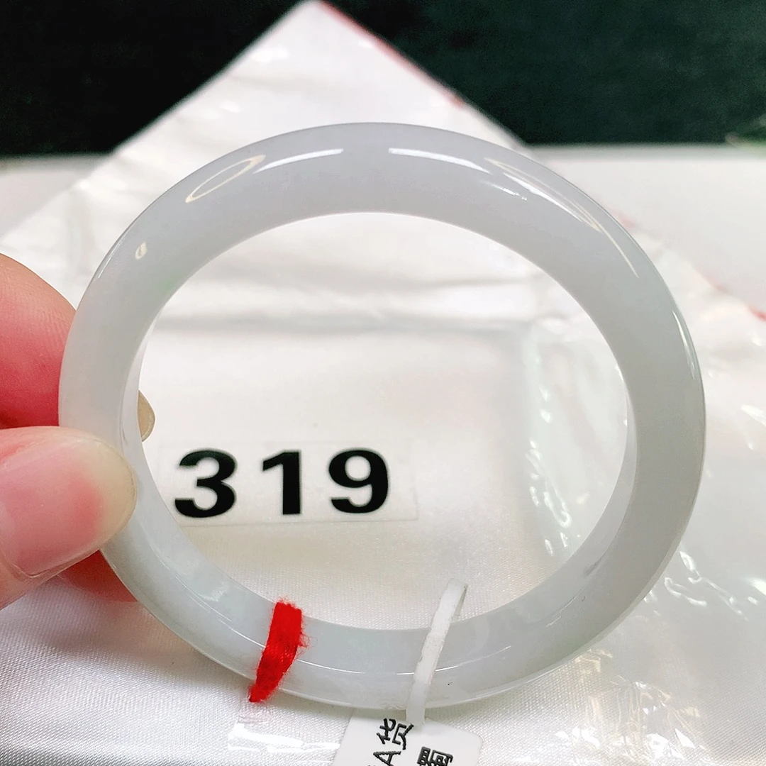 翡翠手镯未镶嵌319
