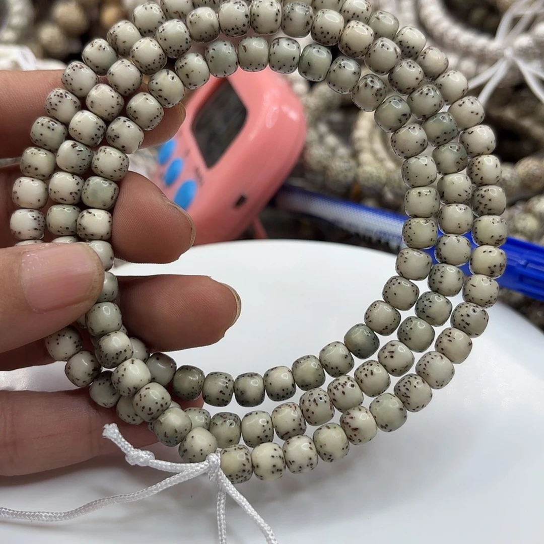 吊坠星月菩提76河豚大留白