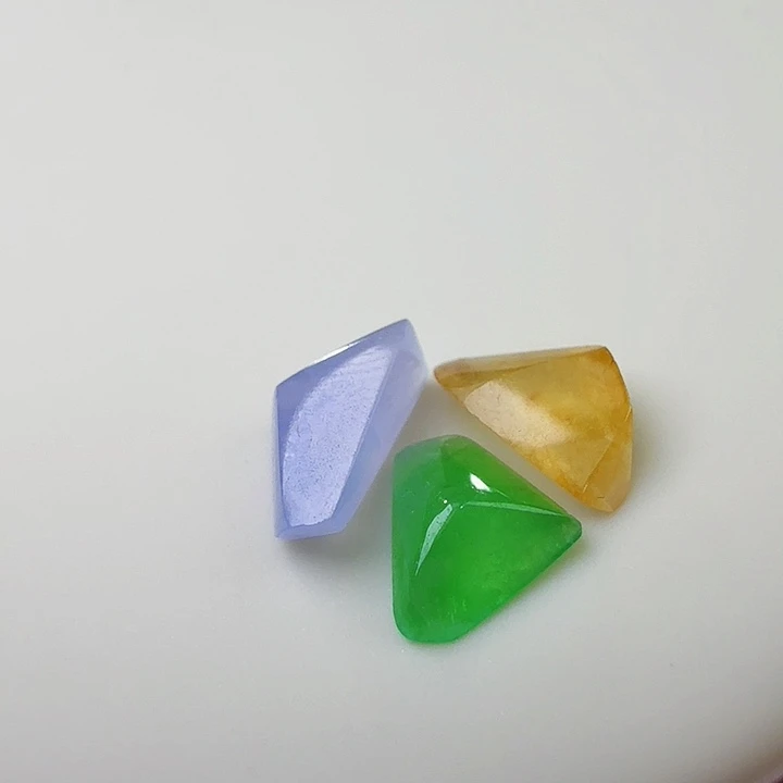 翡翠裸石随行裸石