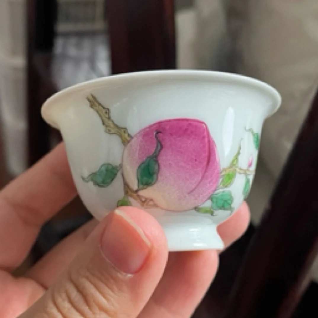 阅贤斋一个桃子小杯微瑕