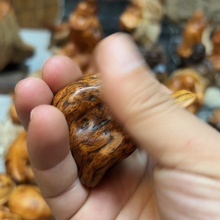 热***人柏木手把件的设计和制作