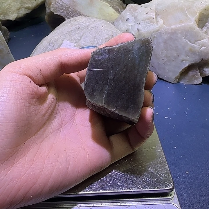 未镶嵌和田玉（糖玉）珠宝半成品