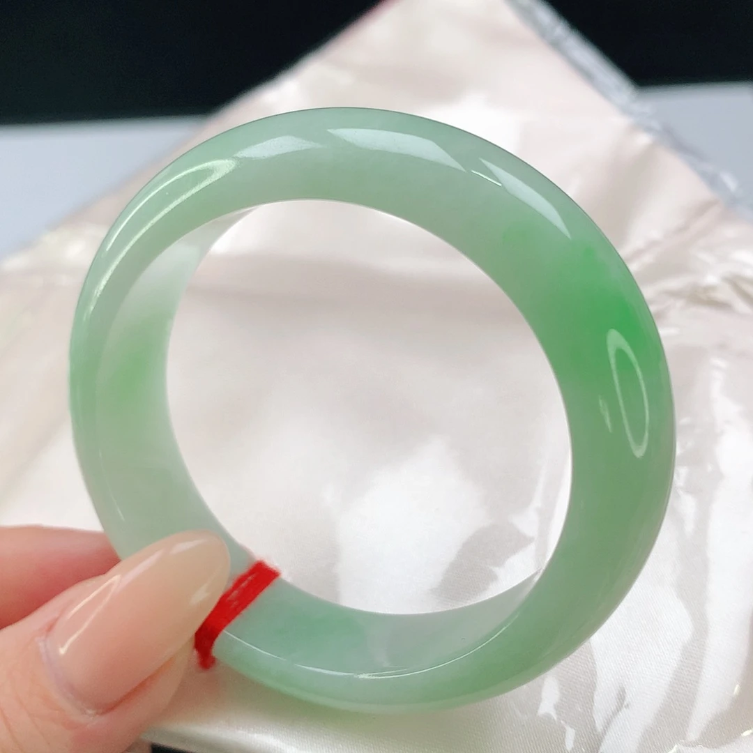 未镶嵌手镯翡翠54贵妃镯