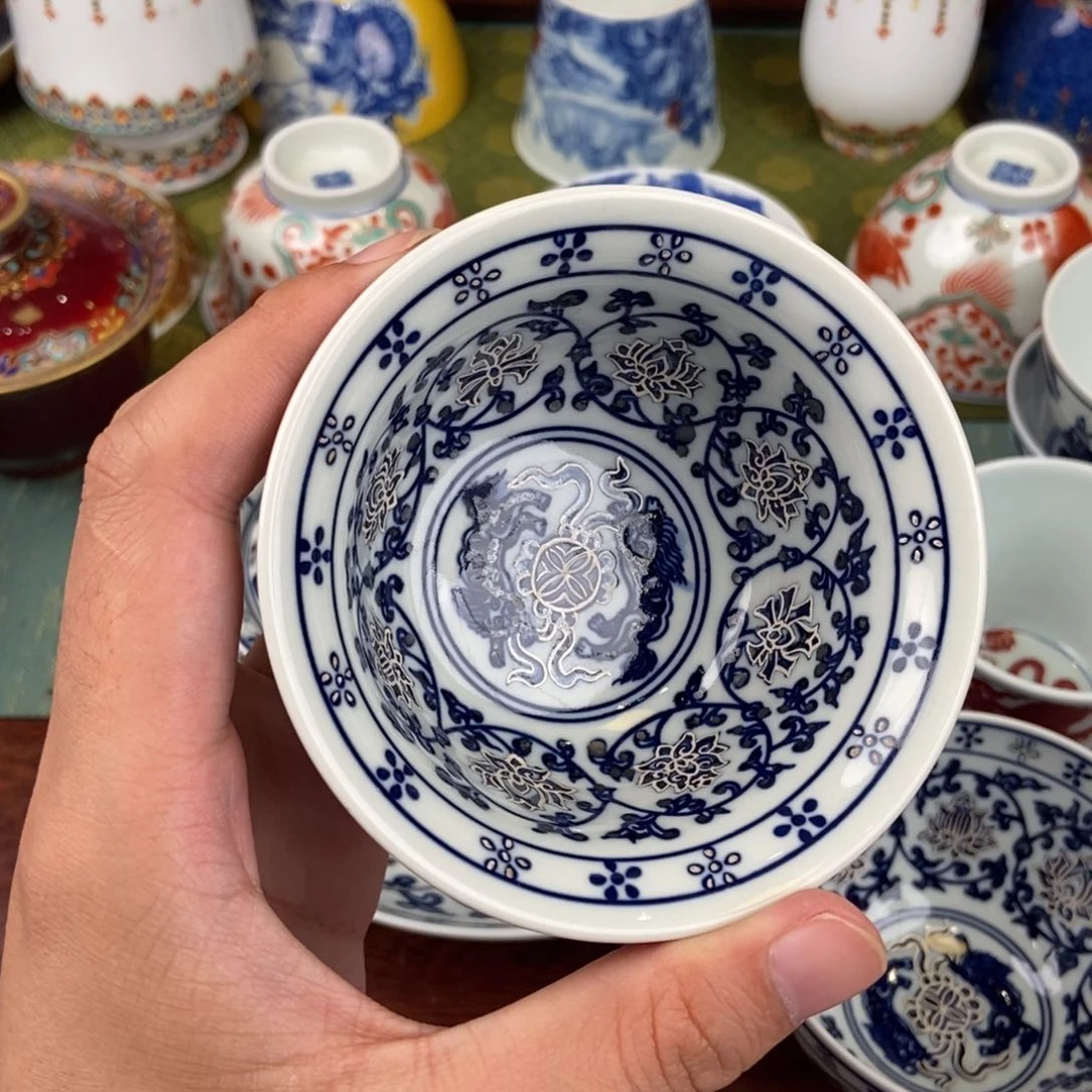 陶瓷的设计师是一个