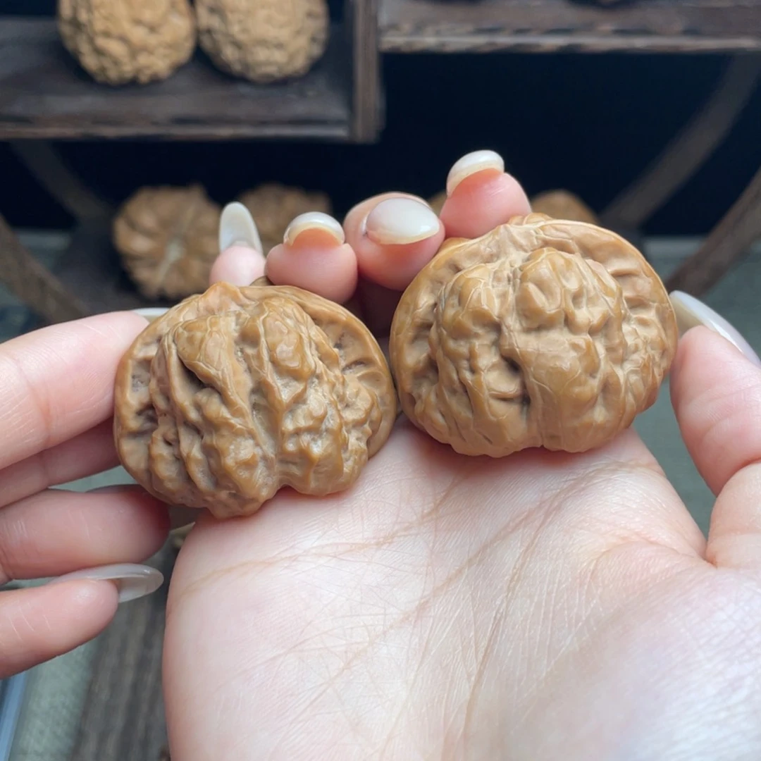 文玩核桃吊坠蛤蟆头40 全品白茬精配