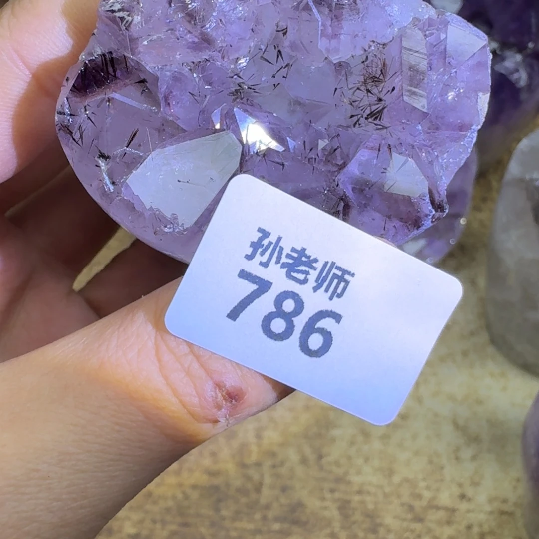 水晶大型摆件（非配饰）未镶嵌
