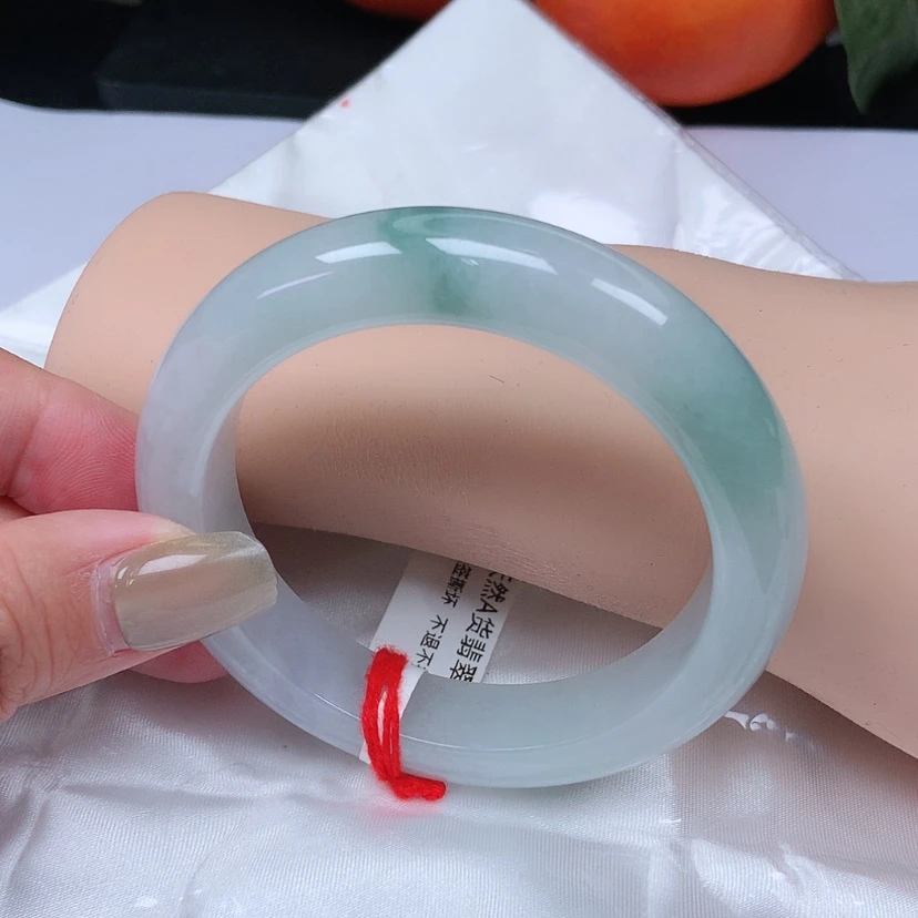 【闪购商品】翡翠手镯未镶嵌，