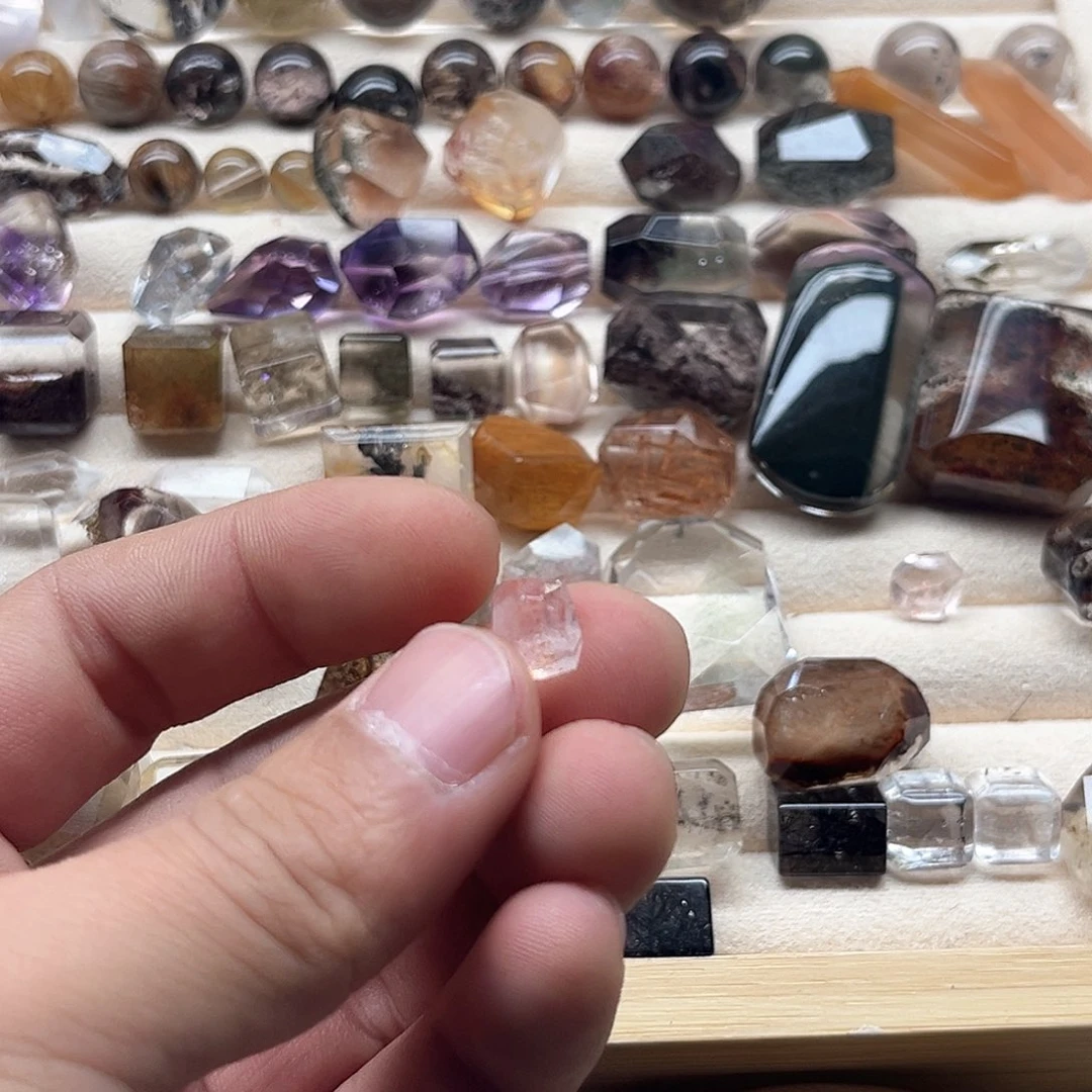 水晶无未镶嵌钱**吖水晶44