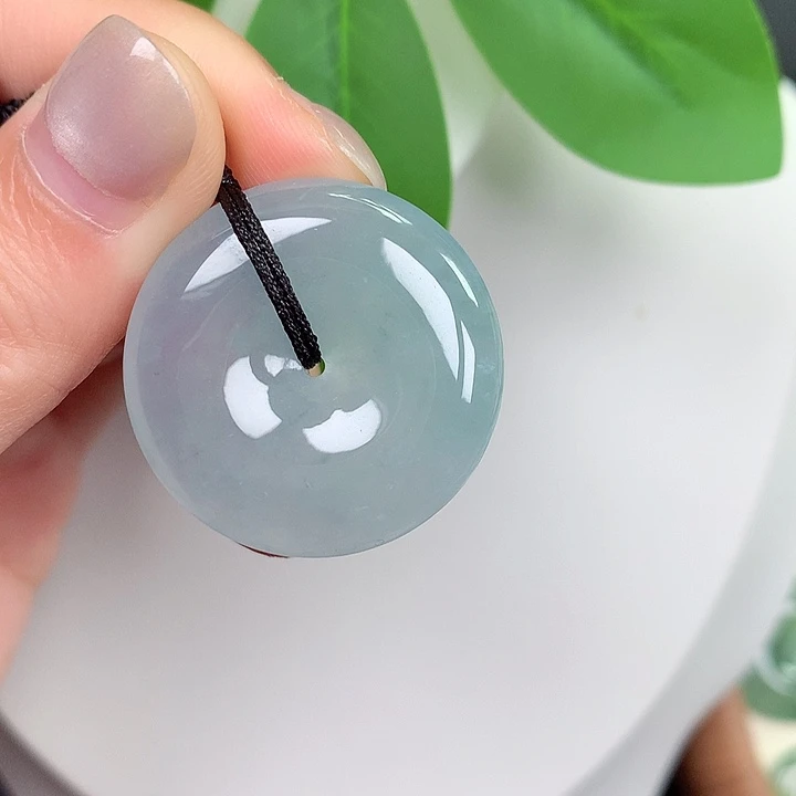 翡翠未镶嵌颈饰43:28.8-6.4