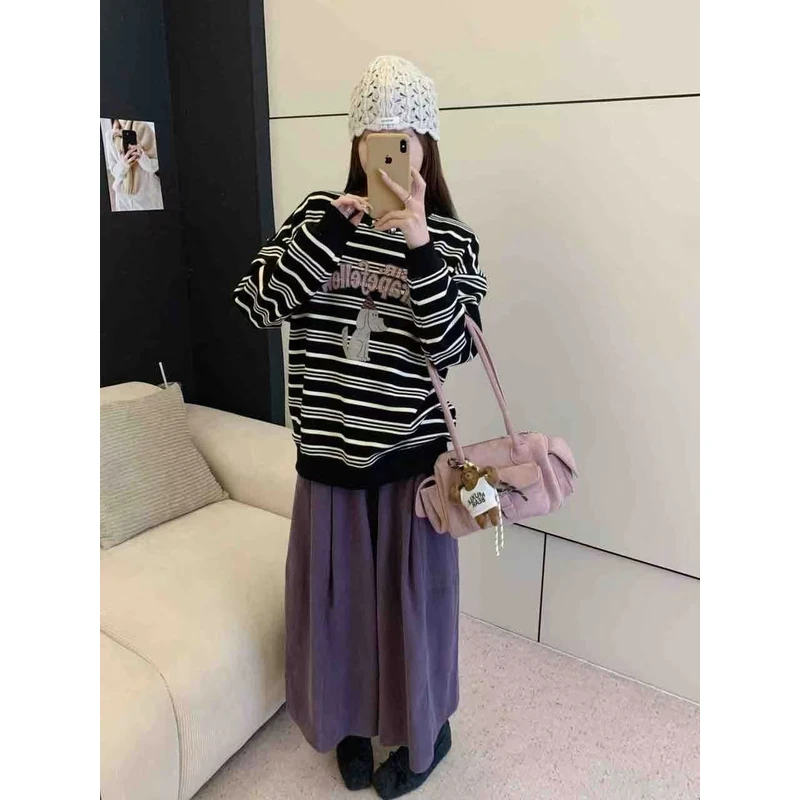 【锦衣服饰】YM 019韩系字母卡通狗条纹圆领长袖卫衣