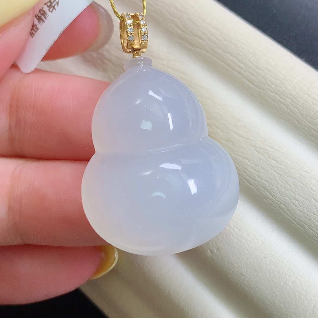 半***夏颈饰18K金镶嵌翡翠葫芦
