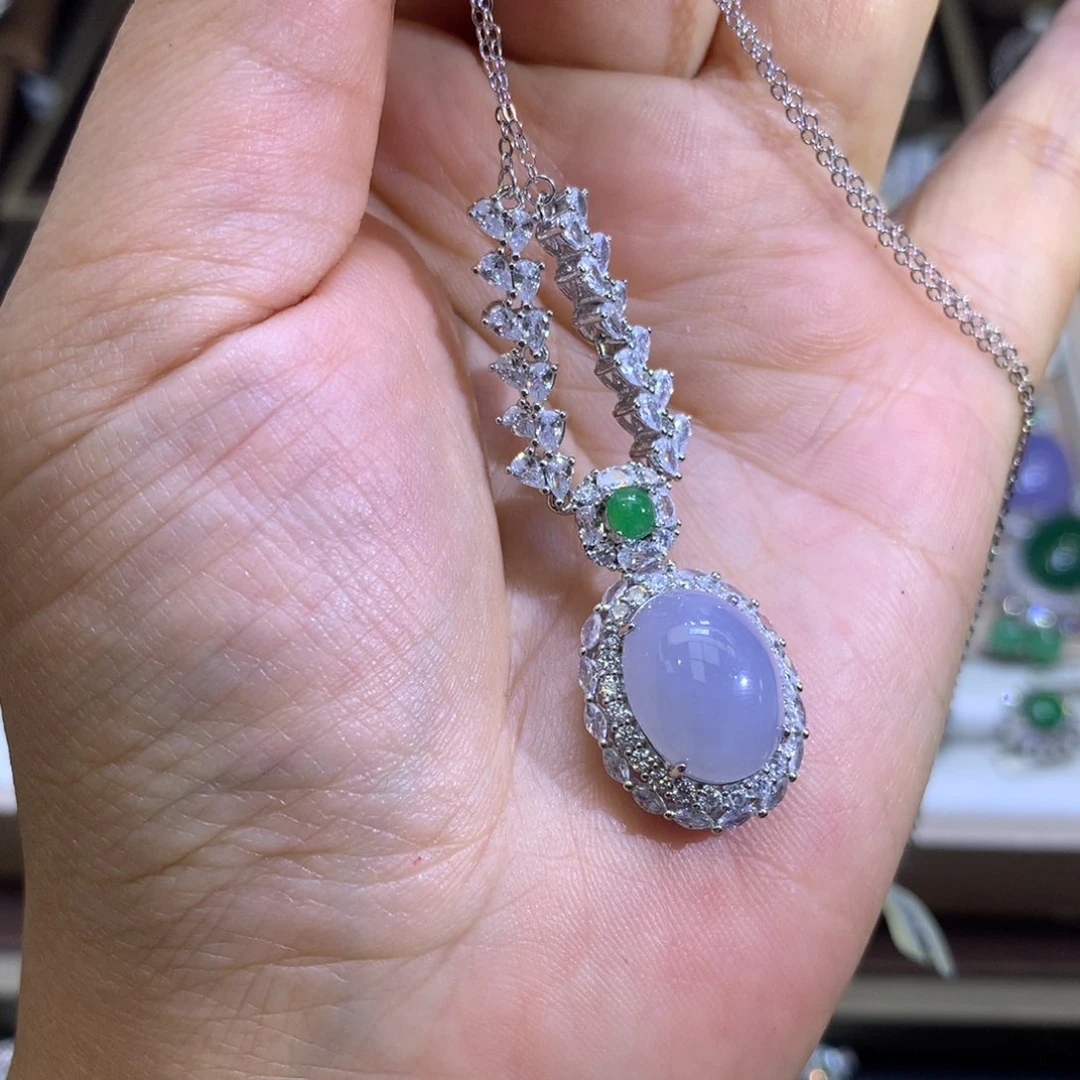 翡翠颈饰银S925镶嵌翡翠吊坠