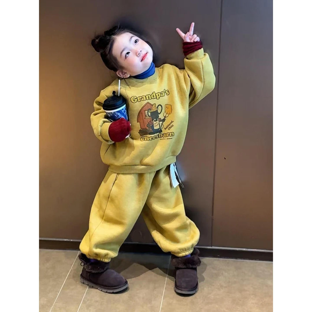 奥莱正品童装女童套装秋冬款2026新款儿童休闲暖和黄色加绒卫衣卫