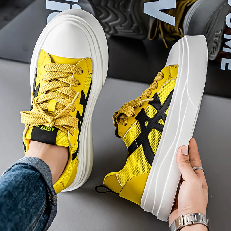 潮牌男鞋2025年夏季新款轻质透气休闲小白鞋网红百搭时尚休闲板鞋