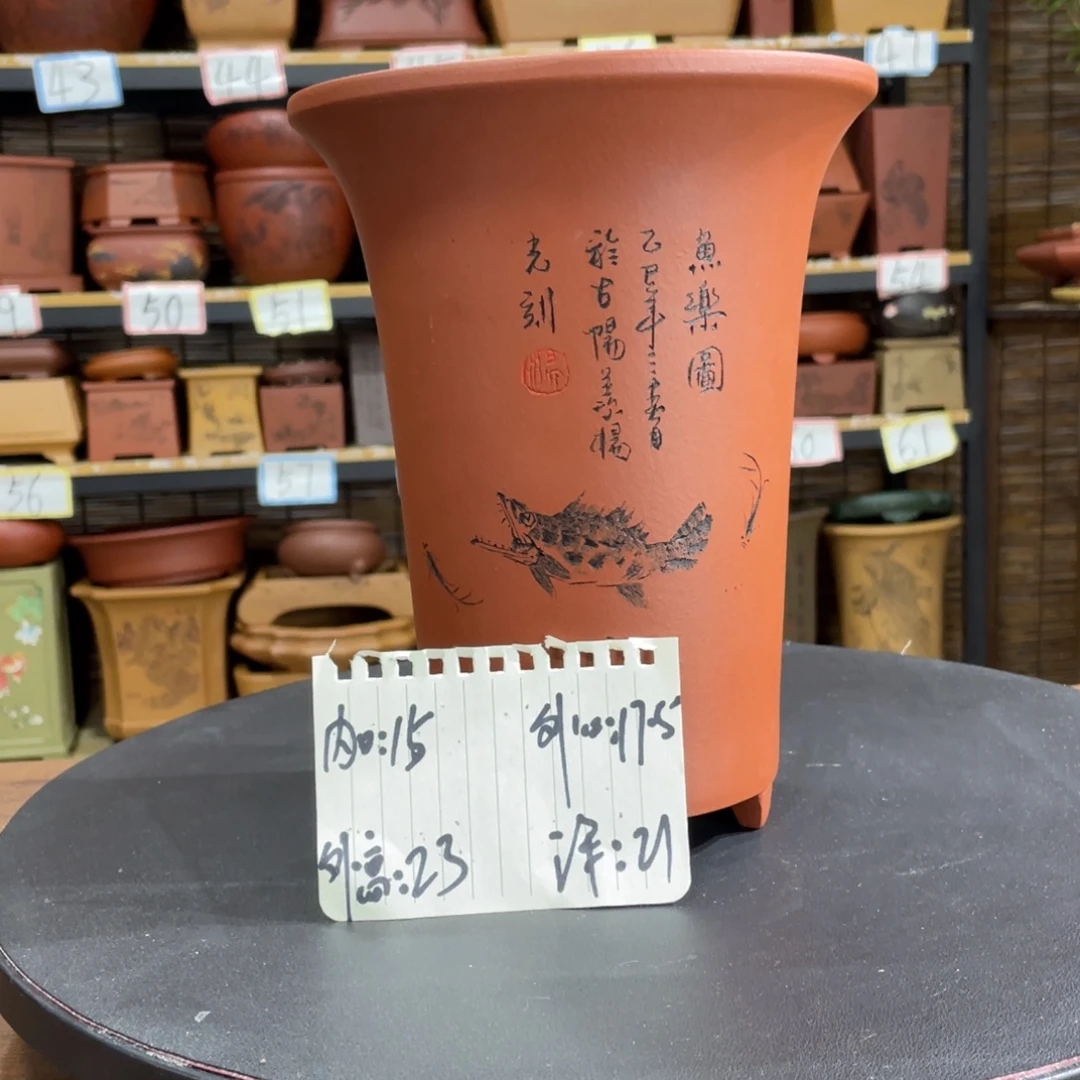 紫砂花盆紫砂花盆在这里