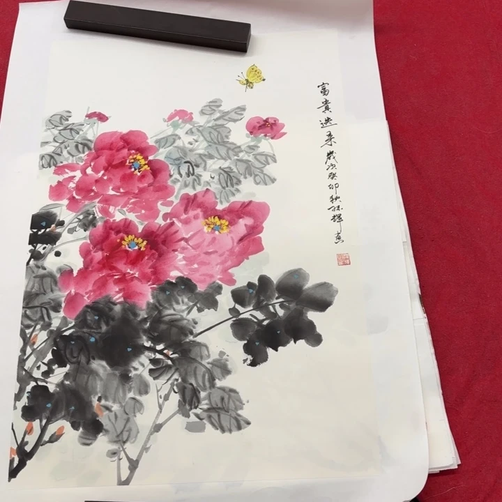 哇***仍国画花鸟等图案为一体而得