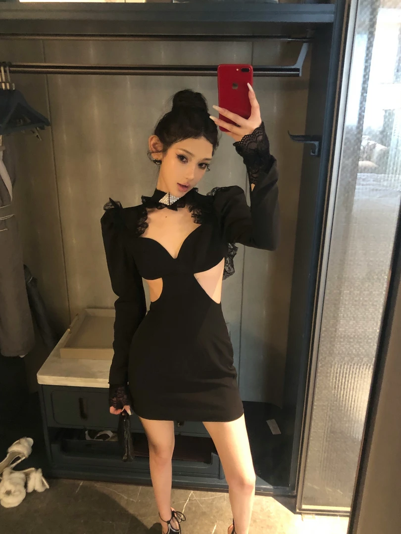 ChiclyNana 欧美风黑色长袖连衣裙镂空露腰蕾丝拼接性感V领包臀裙