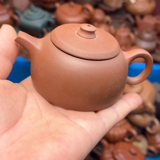 紫砂茶壶瑕疵……………………