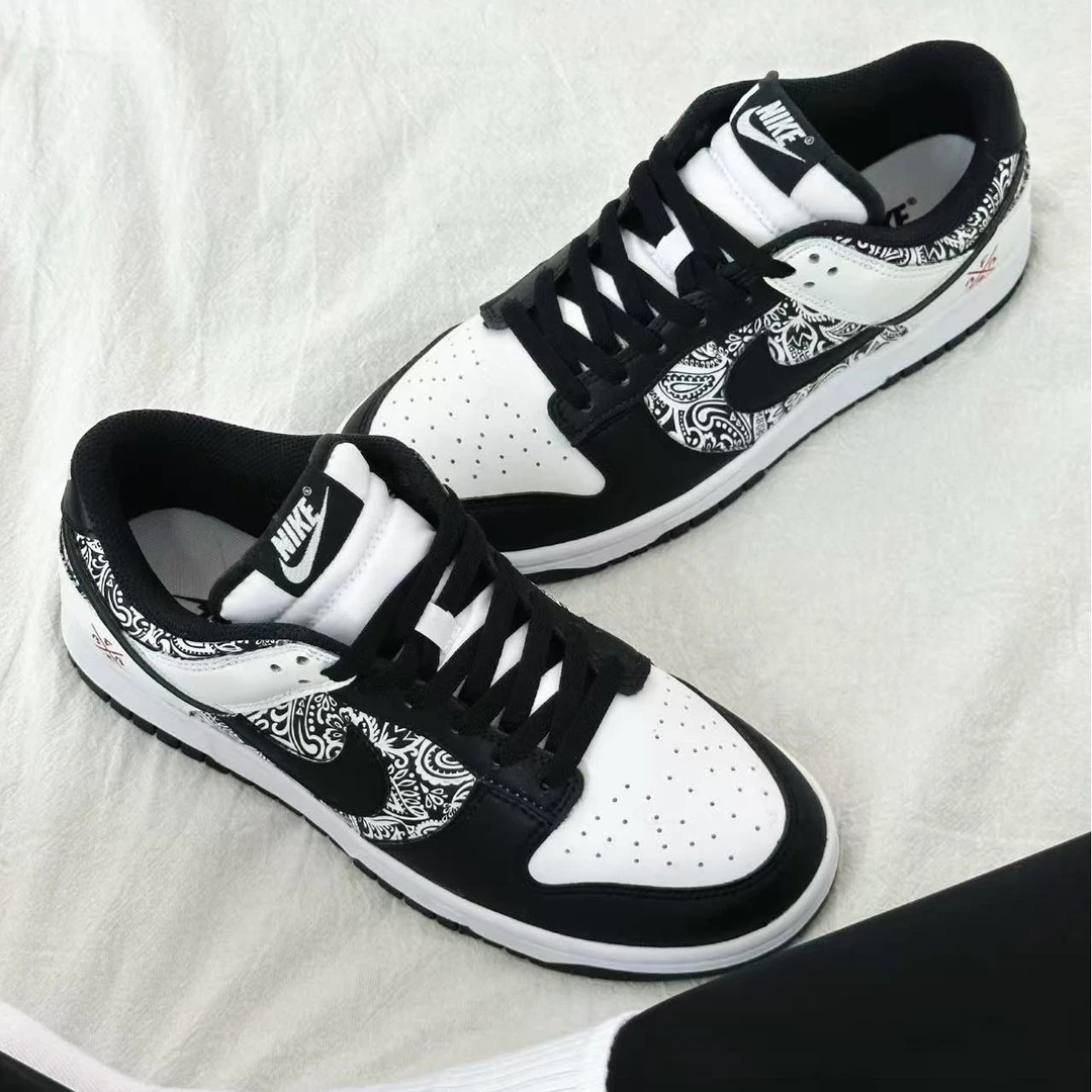 耐克 Nike Dunk 球鞋定制 腰果花 百搭 低帮板鞋男