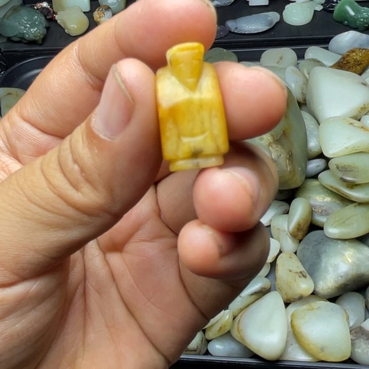 未镶嵌和田玉珠宝半成品