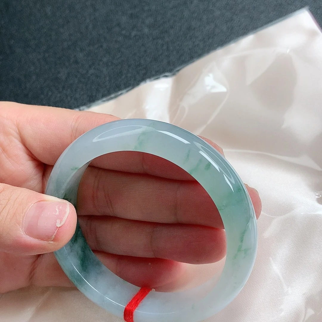 【闪购商品】未镶嵌手镯翡翠，55