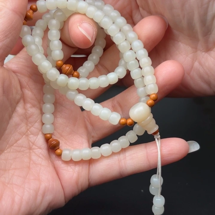 未镶嵌和田玉挂件?***斯