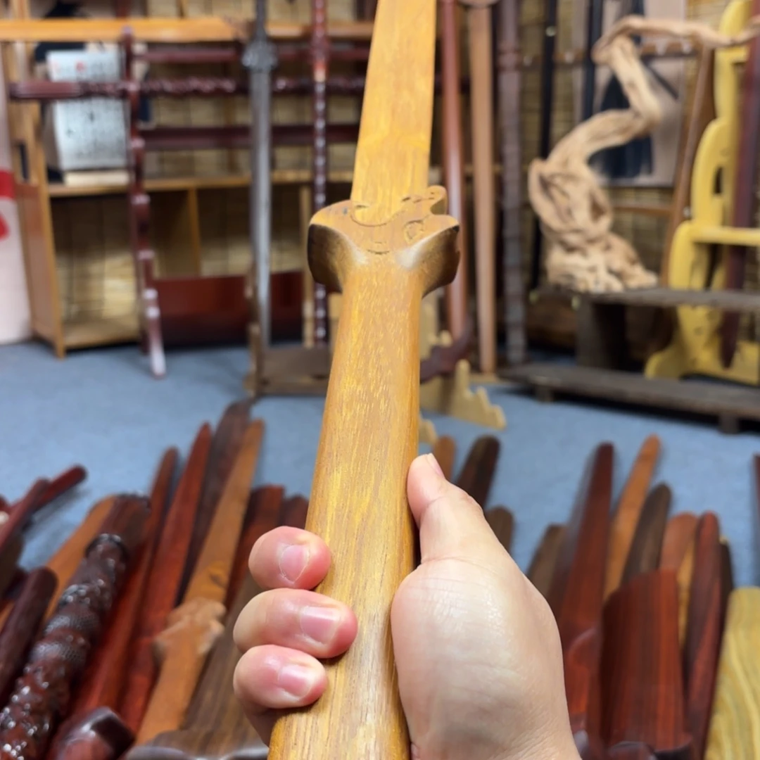 90 公分黄金檀龙头双手剑