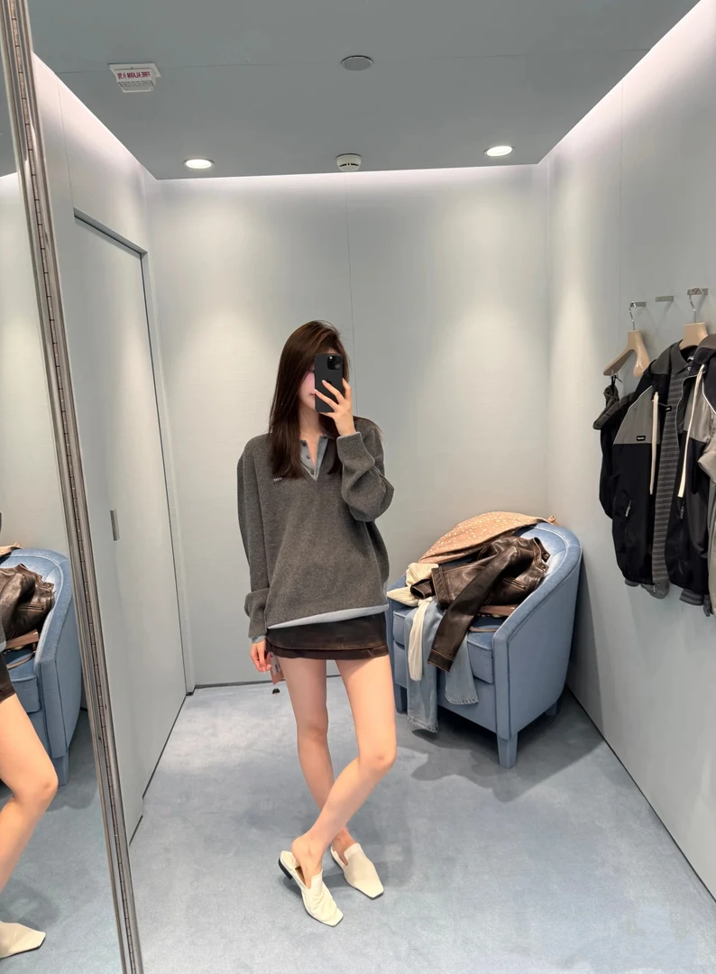 欧韩精品25新款羊毛假两件拼接套头长袖秋冬毛衣休闲英伦风女灰色