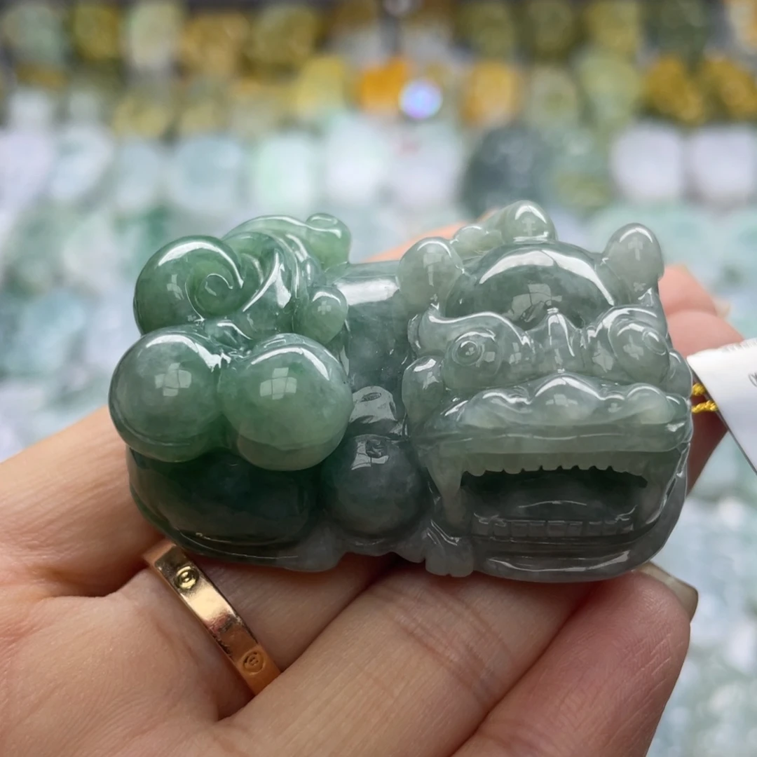 颈饰未镶嵌翡翠貔貅