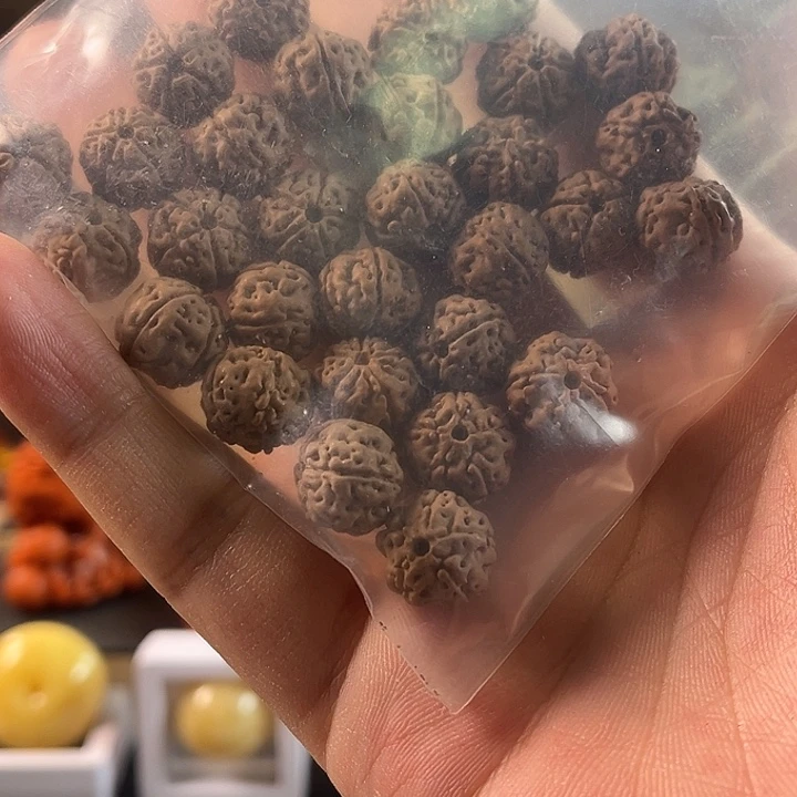 金刚菩提吊坠爱****T老树王小金刚