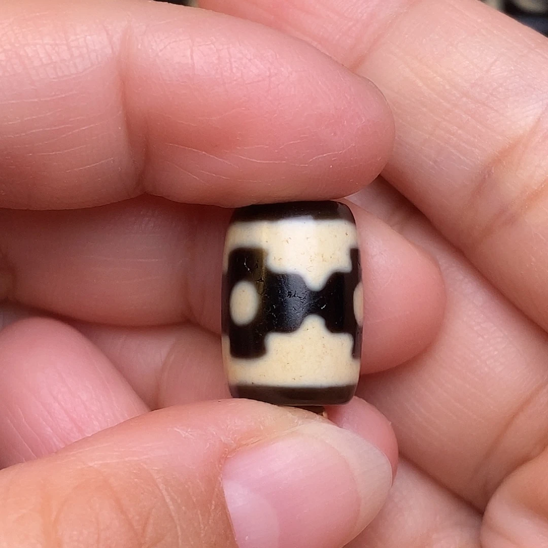 一***玛瑙/玉髓未镶嵌颈饰