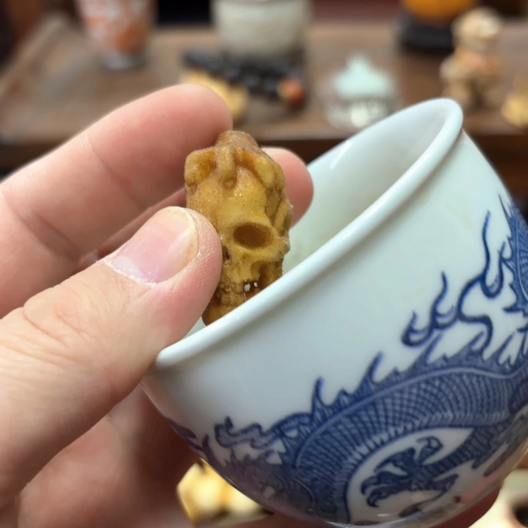 雕刻精美而精致精美