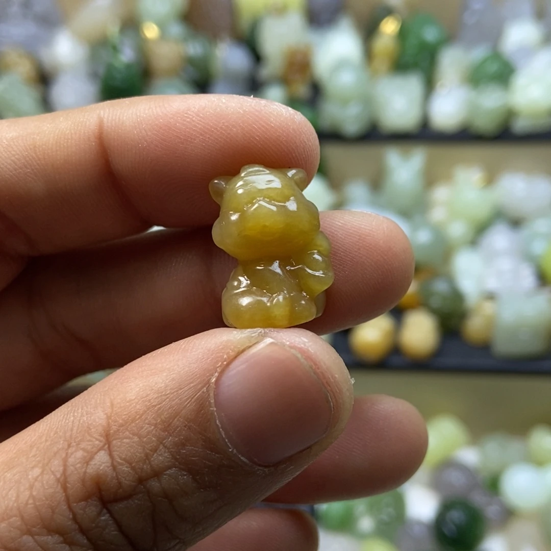 和田玉颈饰未镶嵌嘟**娘