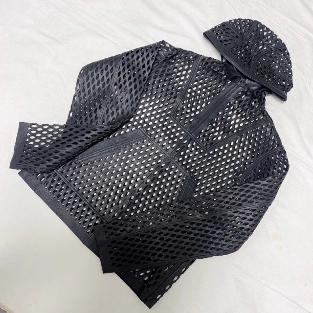 黑色连帽镂空口袋外套-果梓3090