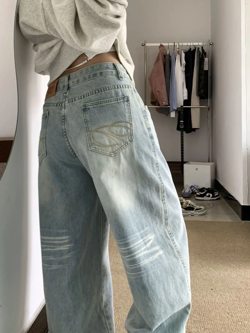 美式高街复古刺绣牛仔裤女2025秋冬新款设计感宽松高腰直筒阔腿裤