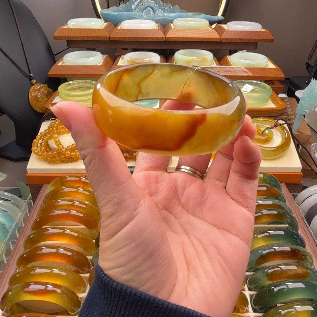 蛇纹石玉未镶嵌手镯58