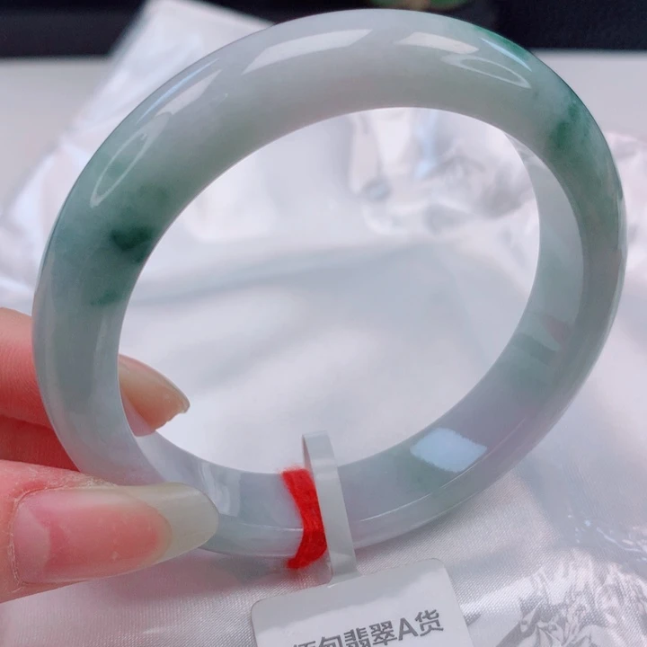 翡翠未镶嵌手镯54圈