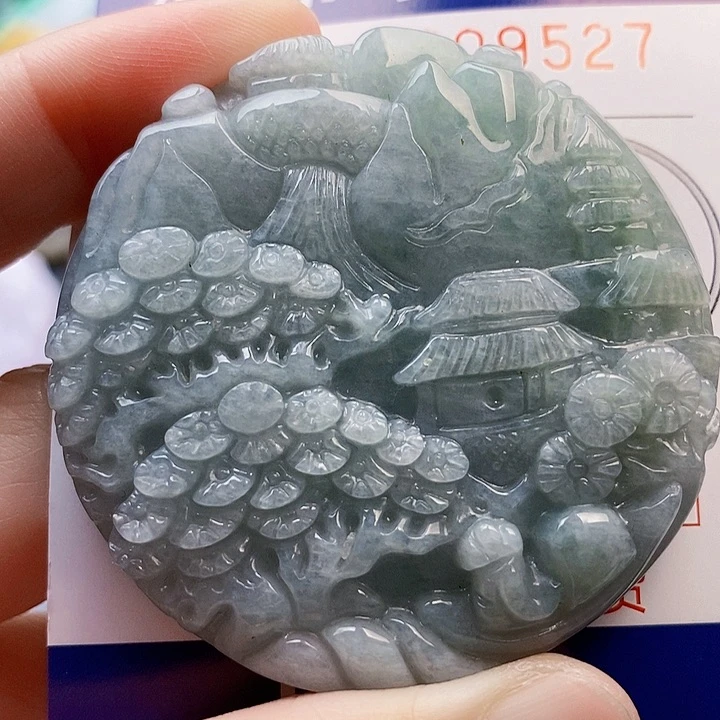 吊坠(不含链)未镶嵌翡翠