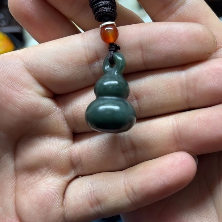 和田玉颈饰未镶嵌?***看