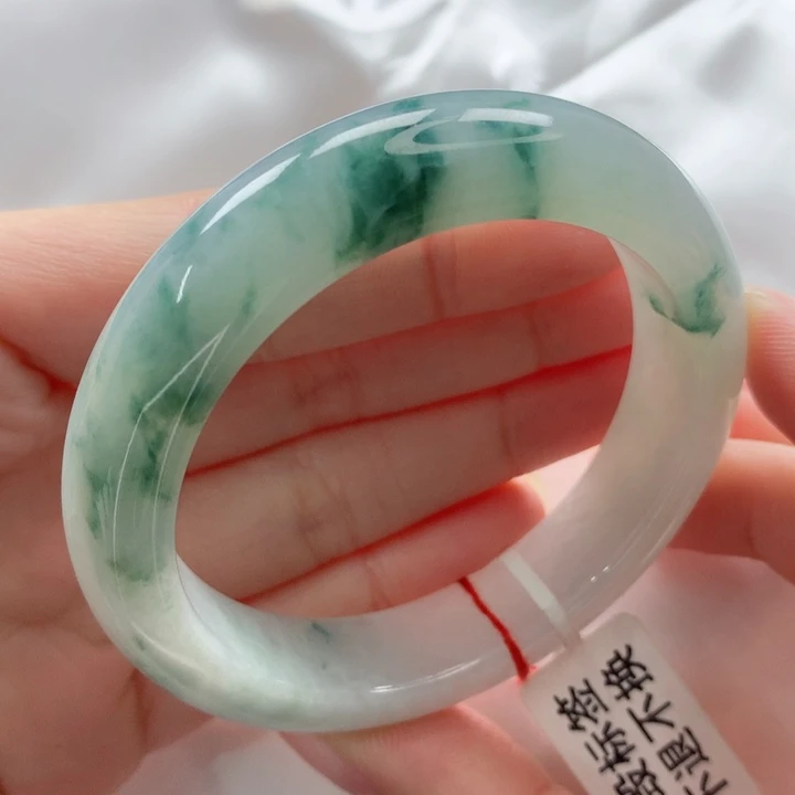 翡翠手镯未镶嵌51.52飘花小轮胎高货微瑕厚装大气