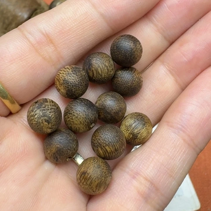 大叶紫檀（黑酸枝木类）