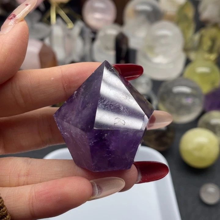 水晶27未镶嵌紫柱子