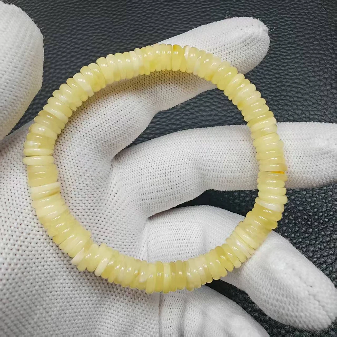 尺寸7.4mm左右蜜蜡药片单圈一条《小鱼文玩》1017号